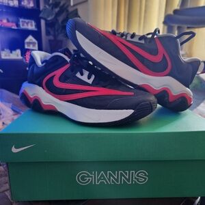 Nike Giannis Black and Red Kid 4.5 Shoes